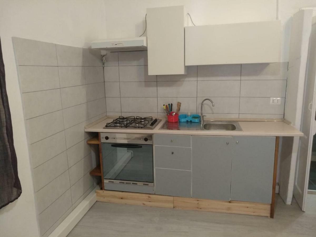 Cardano Apartment Павия Екстериор снимка