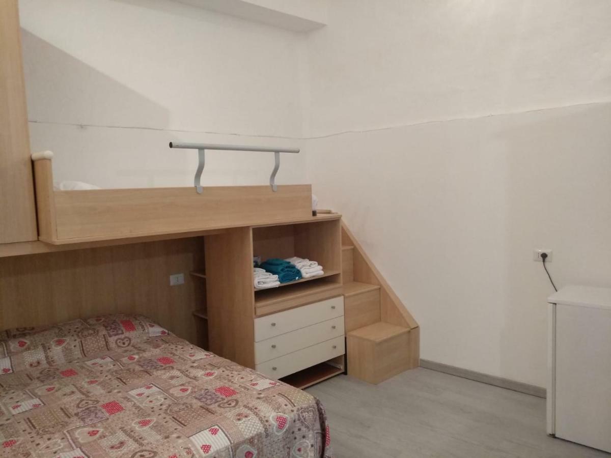 Cardano Apartment Павия Екстериор снимка